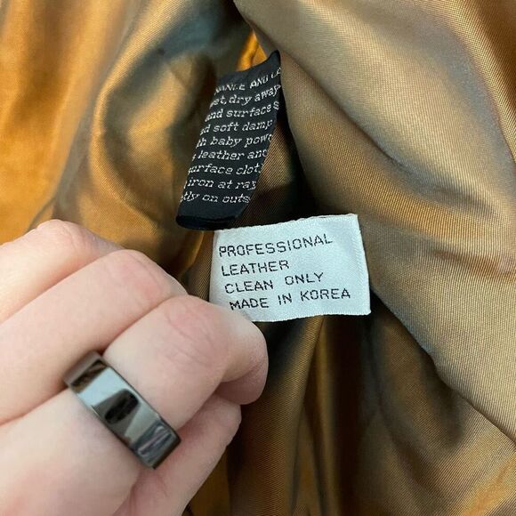 Vintage Cougar International Faded/Distressed Tan Leather Jacket Size XL - Picture 5 of 10